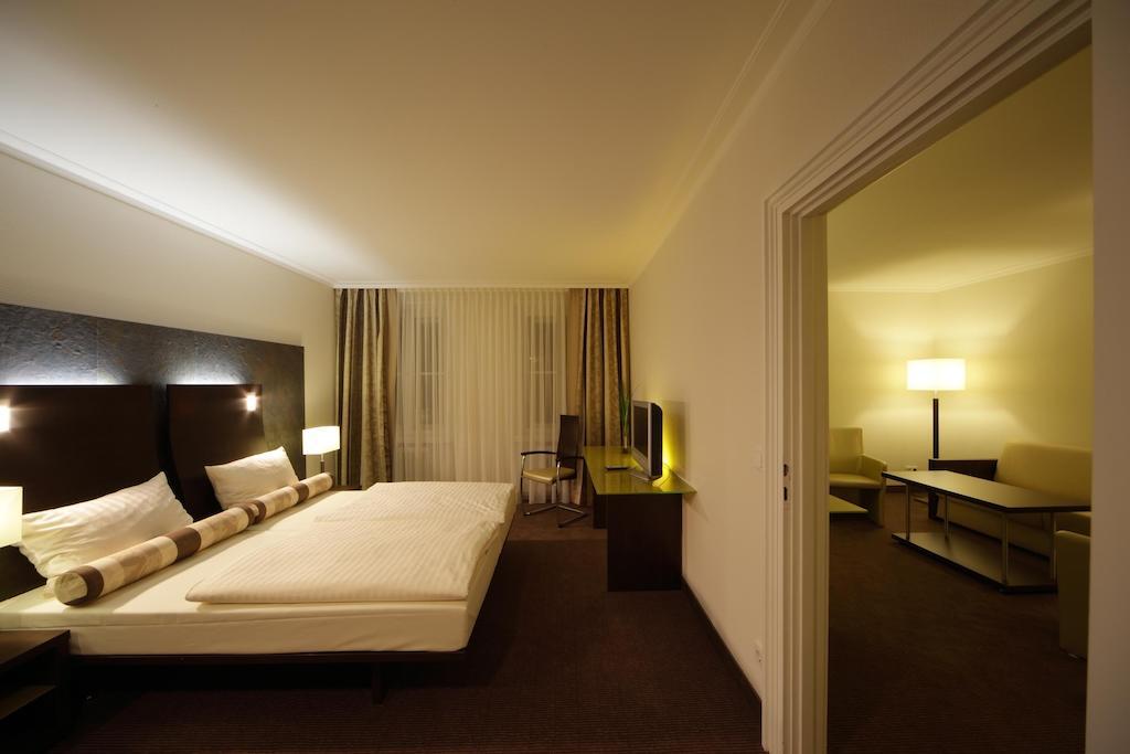 Hotel Am See Salzgitter Quarto foto
